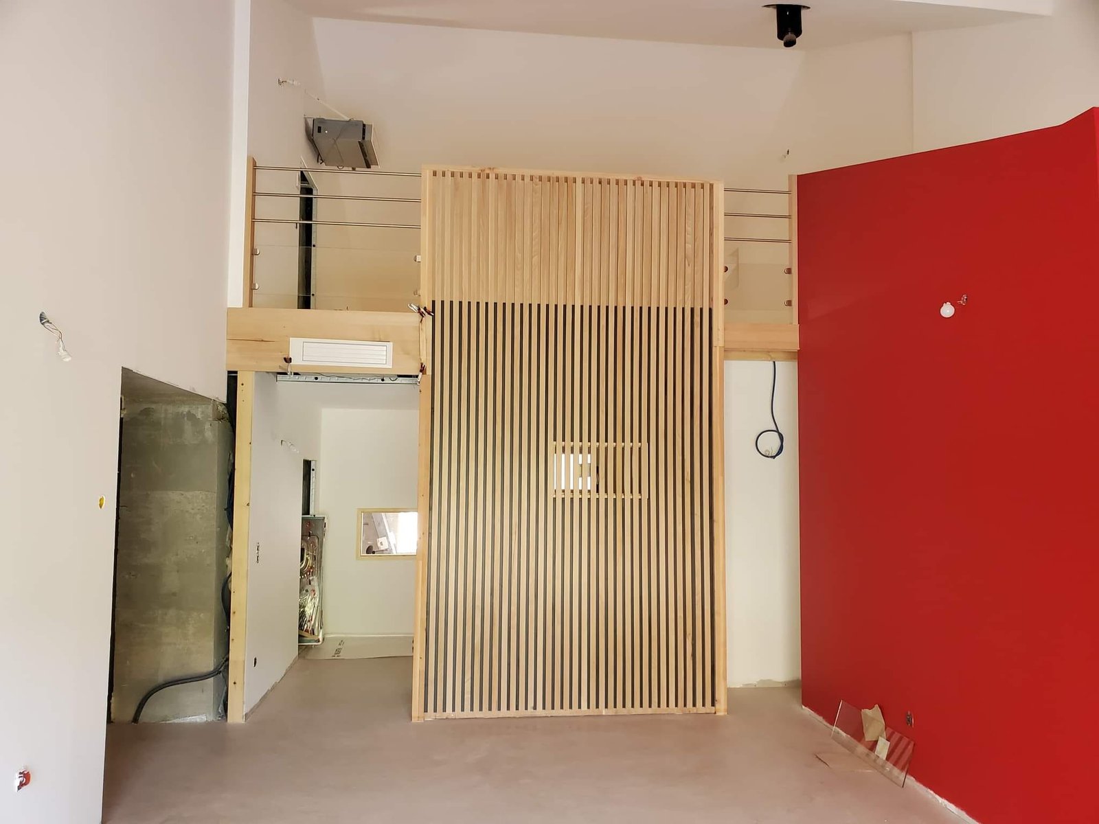 Avant/Après : plafond bois et agencement sur mesure